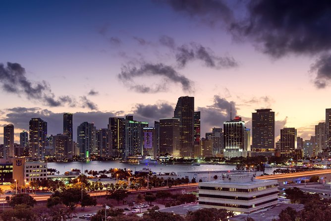 Miami Beach: Private Romantic Luxury Airplane Tour With Champagne - Day or Evening: When the Views Look Best