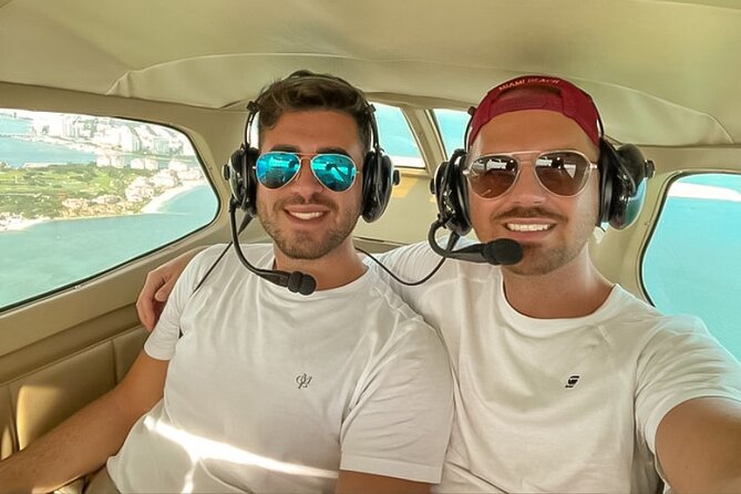 Miami Beach: Private South Beach Airplane Tour with drinks - Check-in at Sky Tours Miami: the details that can make or break it