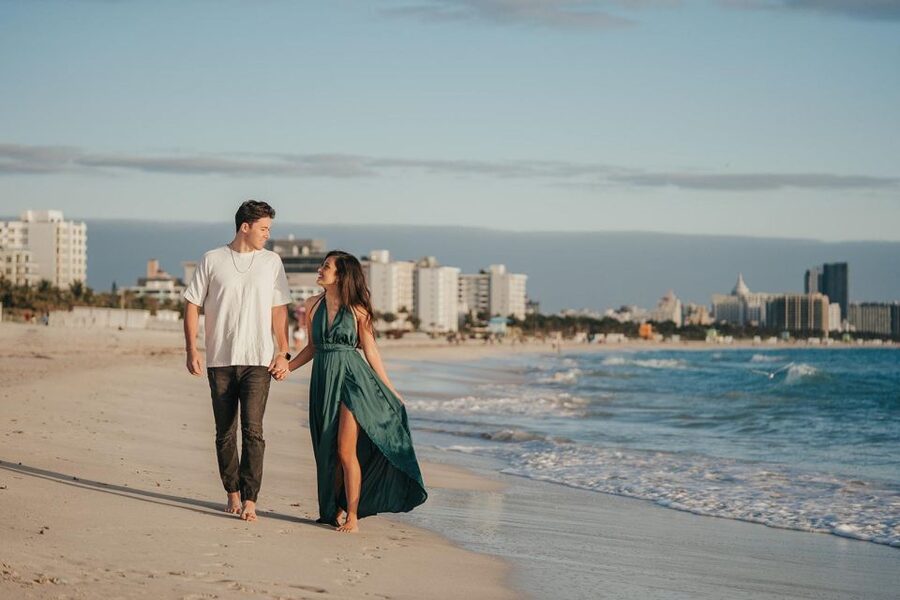 Miami Beach Professional Photoshoot - The José and Cynthia approach: relaxed, guided, and real