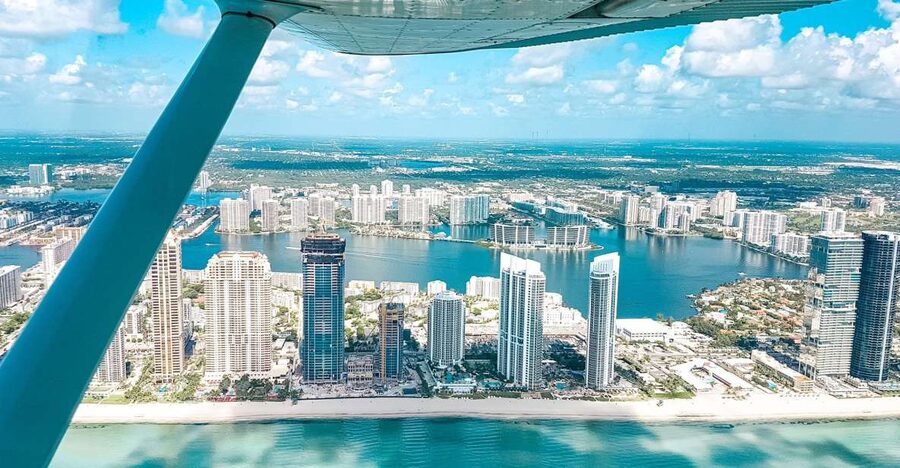 Miami Beach: South Beach Private Airplane Tour with Drinks - Forty minutes over South Beach: the value of short and focused
