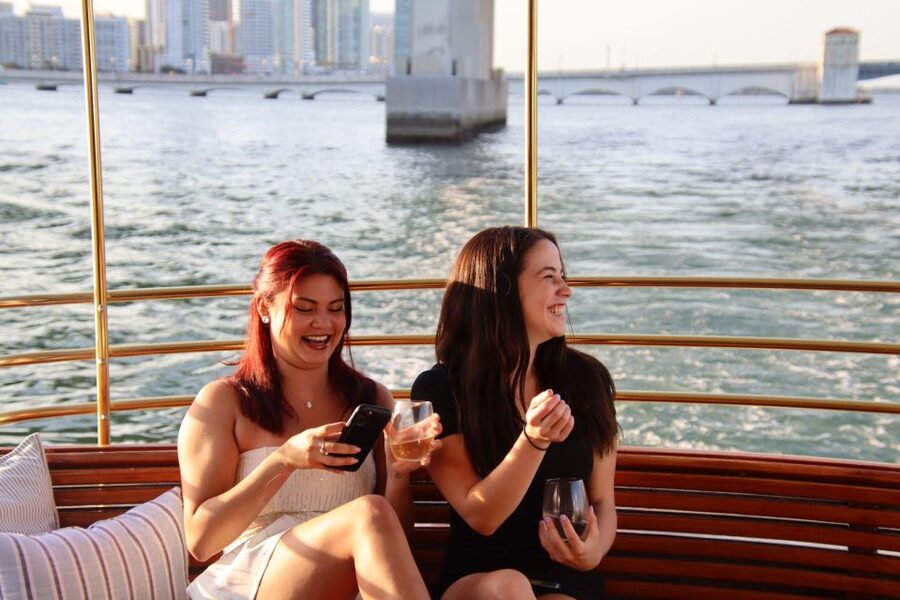 Miami Beach: Vizcaya Sunset Cruise Includes Food and Drink - Where the cruise starts, and how to get there without stress
