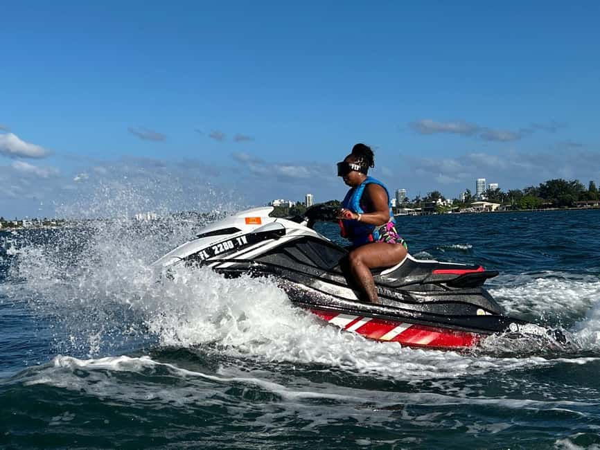 Miami: Biscayne Bay Jet Ski Rental & Free Boat Ride - Your 60 minutes on the jet ski, solo or tandem
