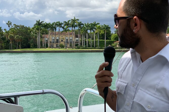 Miami Biscayne Bay rich and famous Sightseeing Boat Tour - What the onboard narration and music feel like in real life