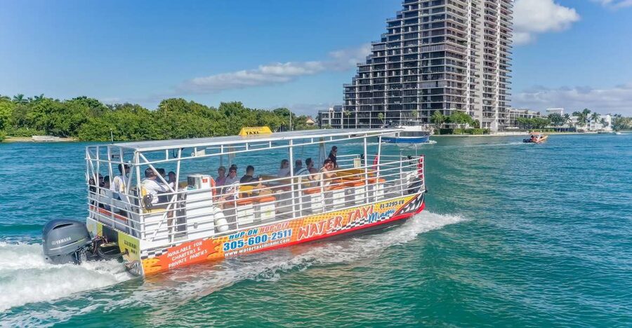 Miami Biscayne Bay: Sunset Boat Cruise & Millionaire Homes - Biscayne Bay at Golden Hour, what you will actually see