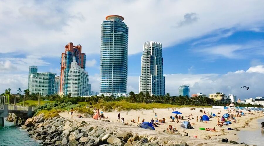 Miami Biscayne Bay: Sunset Boat Cruise & Millionaire Homes - FAQ