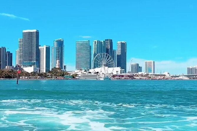 Miami Boat Tour and Sunset Cruise 90 Minutes - Group size: big enough to feel lively, small enough for comfort