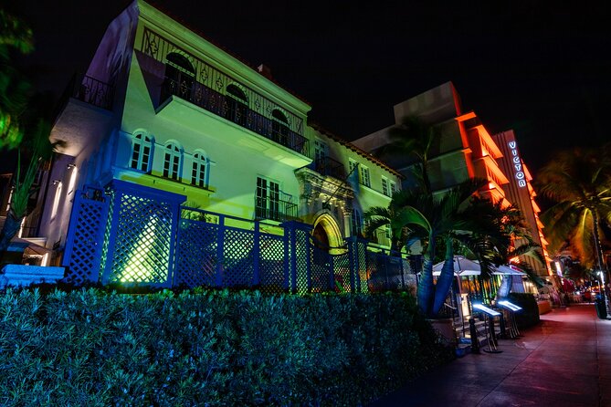 Miami Boos and Booze Haunted Pub Crawl - Mac’s Club Deuce: Miami’s Oldest Bar and the Evening’s Best Payoff