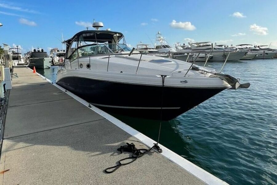 Miami: BYOB Private Yacht Cruise Play Your Own Music - Who this yacht cruise is best for
