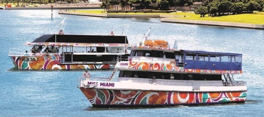 Miami: Celebrity Homes Boat Tour with Guide - Where the boat comfort really matters