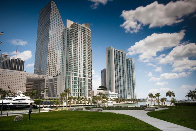 Miami City Tour and Biscayne Bay Cruise with Hotel Transportation - Hotel pickup and the route: the main stress test