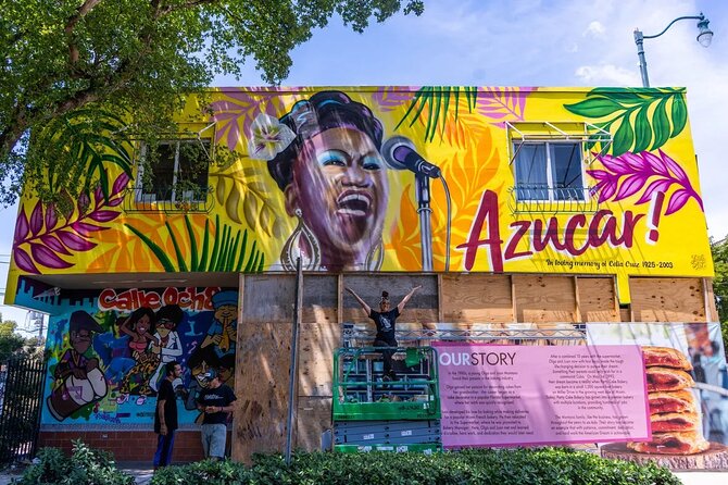 Miami City Tours – 5 Sites, 4 Stops, One Tour – 3.5 Hours of Fun - South Beach, Ocean Drive, and Versace Mansion, with beach access included