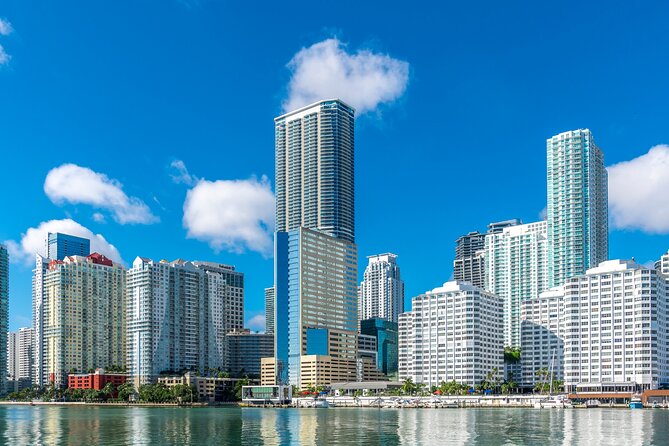 Miami Cityscape Boat Tour – Waterfront Views on Biscayne Bay - San Marco, Di Lido, and Hibiscus Islands: Celebrity-Home Territory at Boat Speed