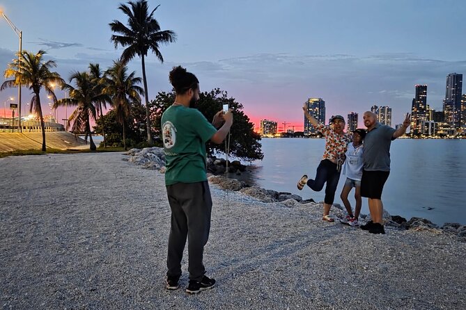 Miami Culture & City Tour – Little Havana with Free Mojito - Wynwood murals with a guide-led photo plan