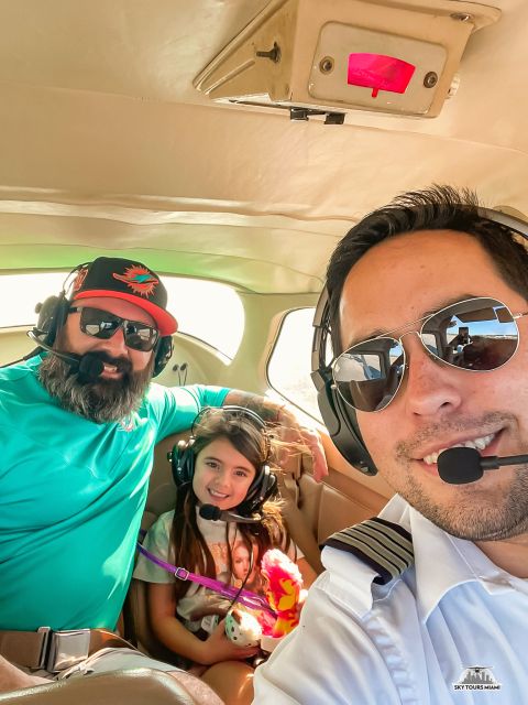 Miami: Downtown Private Airplane Tour with Soft Drinks - Who this tour is best for (and who should skip it)