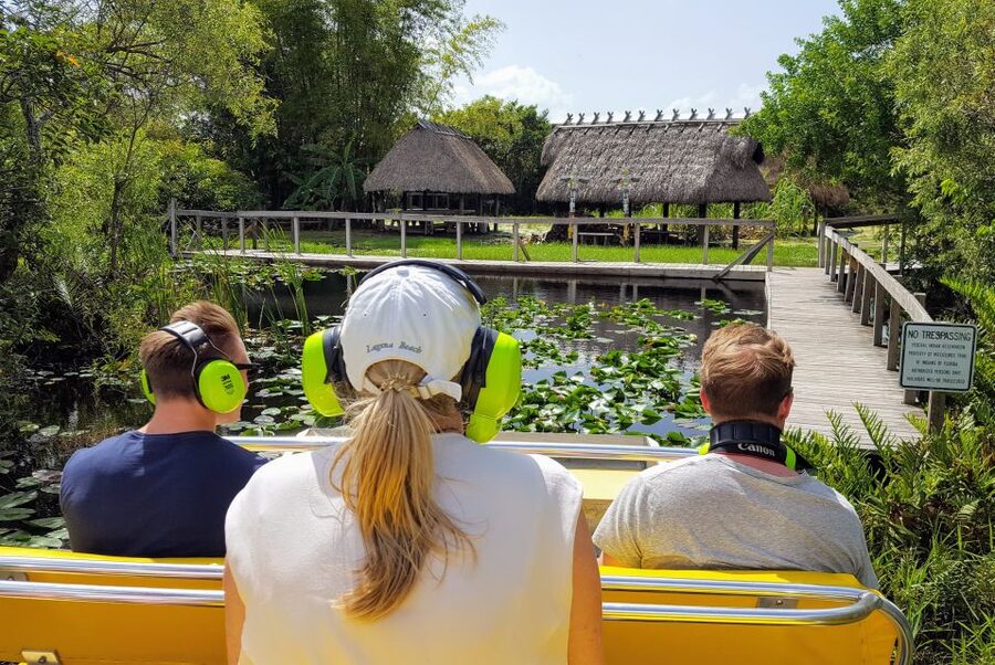 Miami: Everglades Full-Day Tour with 2 Boat Trips and Lunch - Airboat ride on the River of Grass: the part that sets the tone