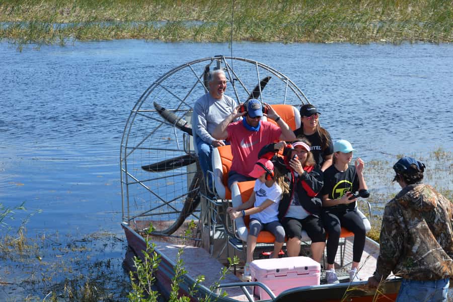Miami: Everglades River of Grass Small Airboat Wildlife Tour - Weather and Gear: What to Wear on an Airboat in Wind