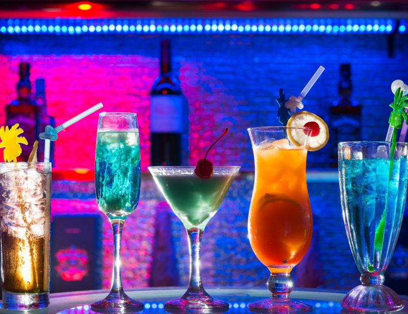 Miami: Ghosts, Boos and Booze Haunted Pub Crawl - Stop 1: Tropezón on Española Way and the Al Capone thread