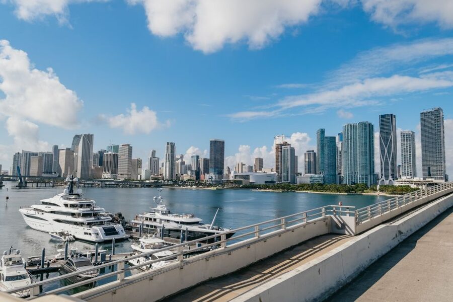 Miami: Half-Day Open-Top Bus Tour Plus Biscayne Bay Cruise - Stop-by-Stop: Where the Route Feels Most Worth It