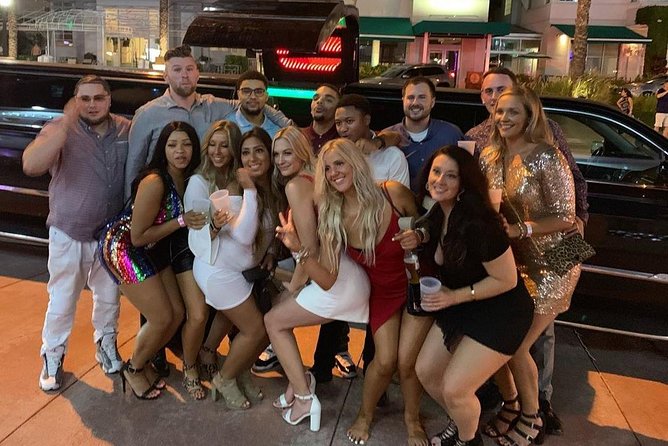 Miami Hip Hop Unique Xperience : Bar, Party Bus & Nightclub - Who should book this Miami hip hop night, and who should skip it