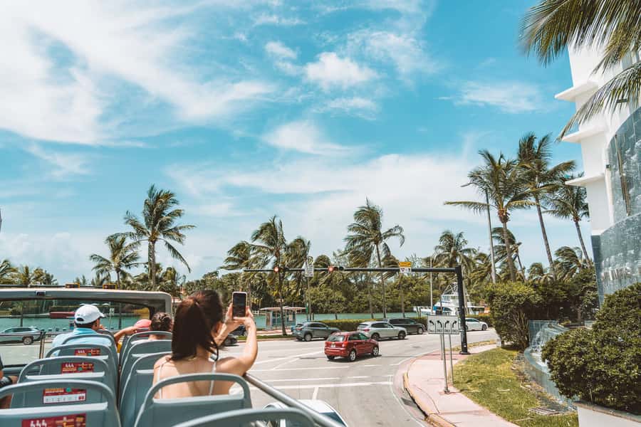 Miami: Hop-on Hop-off Open-top Bus Tour and Optional Cruise - Downtown Miami and Little Havana: two different Miami vibes