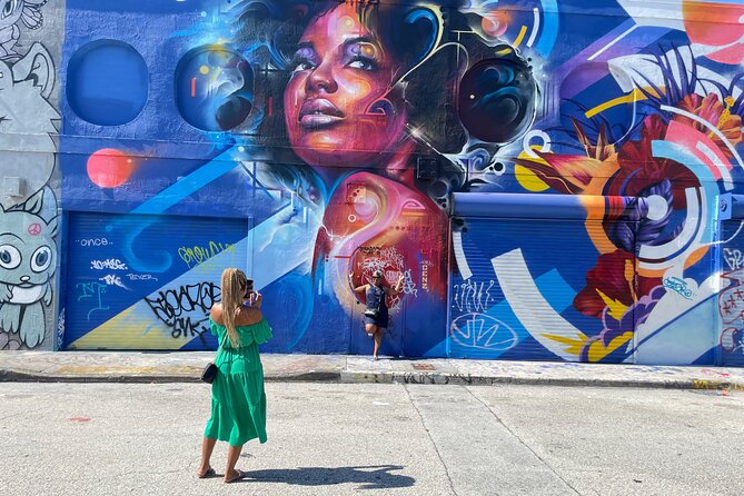 Miami in 3.5 Hours: Sightseeing, Traditions & Photography Tour - Ocean Drive and MacArthur Causeway Views Without the Traffic Headache