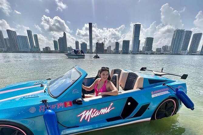 Miami Jetcar Rental - Bluetooth on the water: music without the chaos