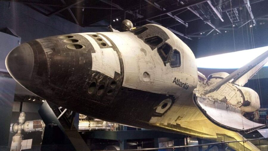 Miami: Kennedy Space Center Private Tour - Apollo program stories plus the future of Mars