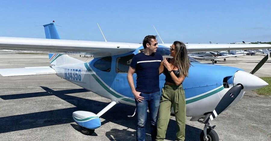 Miami: Key Largo 50-Minute Private Airplane Tour - The First Views Over Biscayne Bay: Clear Water and Real Patterns