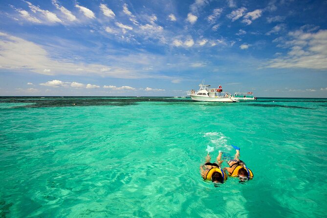 MIAMI: Key West Day Trip with Snorkel or Glassbottom Boat - The coach ride: comfort, scenery, and why early matters