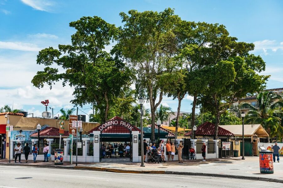 Miami: Little Havana Food Walking Tour with Tastings - Cigar Factory Stop: Watching Master Rollers Work