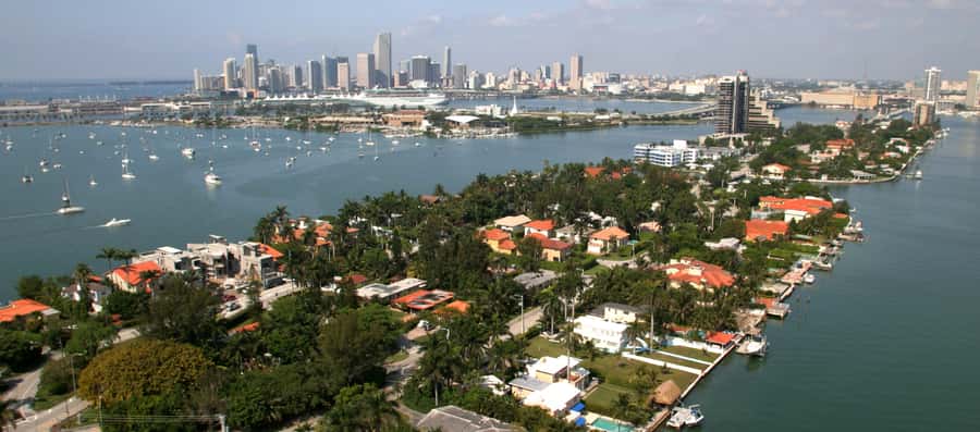 Miami: Luxury Private Helicopter Tour - Biscayne Bay Wildlife Search: Dolphins and Manatees From Above