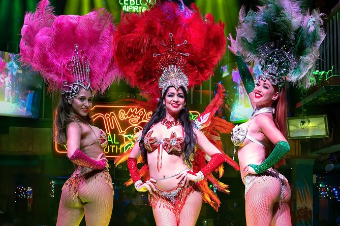 Miami: Mango's Dinner and Show Ticket - Cuisine at Mango’s Tropical Cafe: Tropical fusion plates and how to order smart