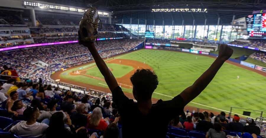 Miami Marlins Baseball Game Ticket at LoanDepot Park - Arriving at the Stadium: What to Do When Crowds Hit