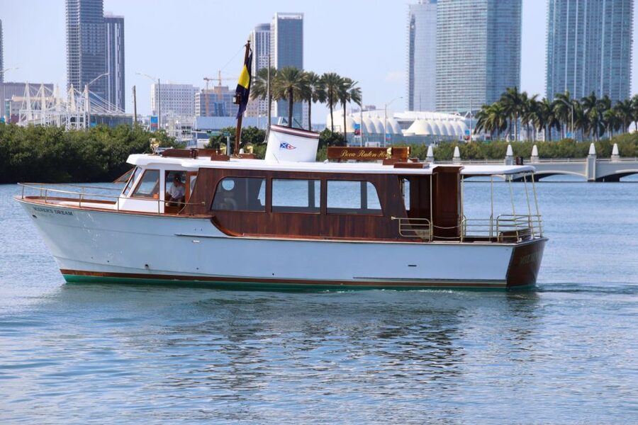 Miami: Miami Skyline Vintage Yacht Cruise, - Comfort on board: air-conditioning, outside seats, and what to wear
