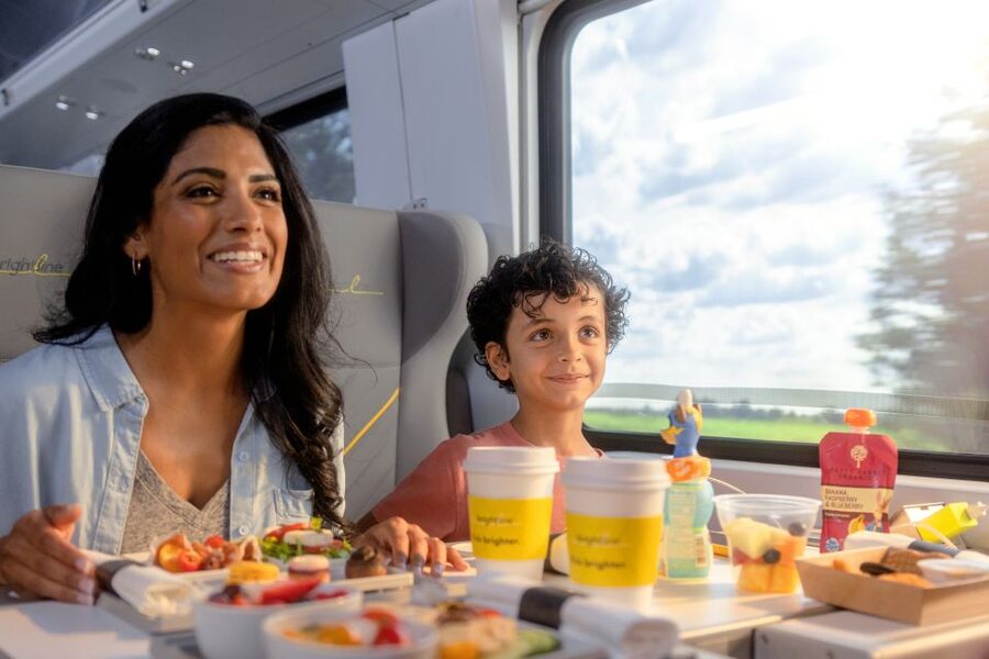 Miami or Ft Lauderdale: Train Transfer to Orlando Airport - Miami Or Fort Lauderdale To Orlando Airport, Without Traffic Anxiety