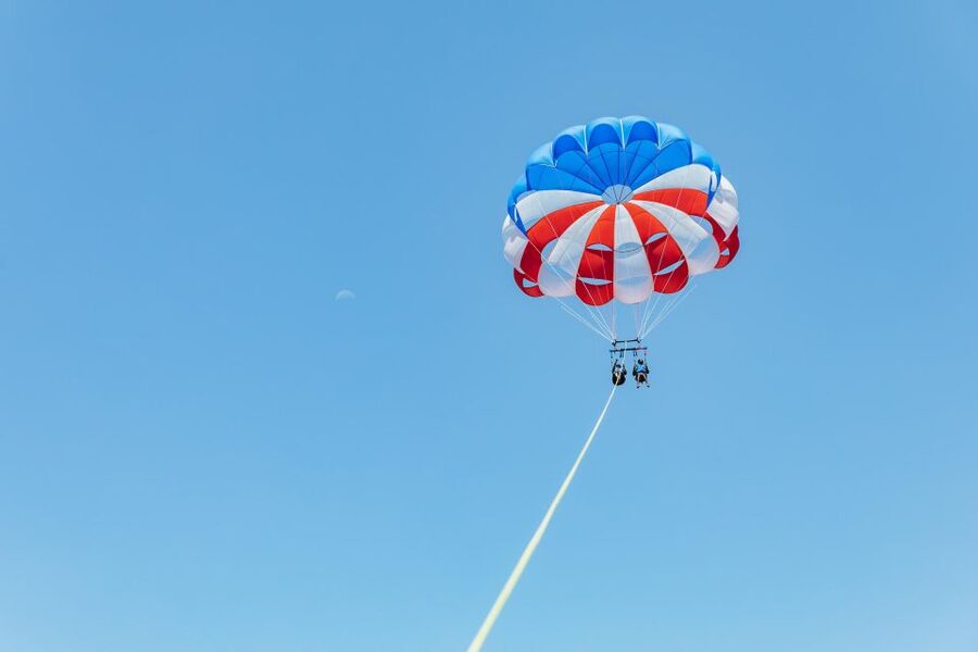 Miami: Parasailing Experience in Biscayne Bay - Key things that make this parasailing stand out