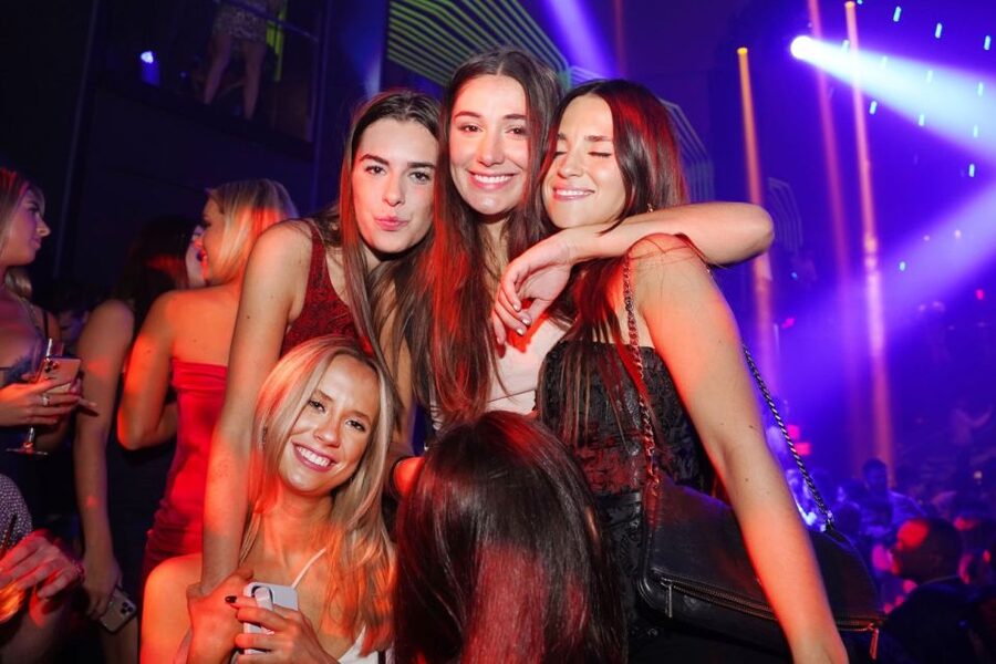 Miami: Party Bus, Club Entry, and Open Bar Night Experience - Timing, Transport, and Your Best Meeting Point Move