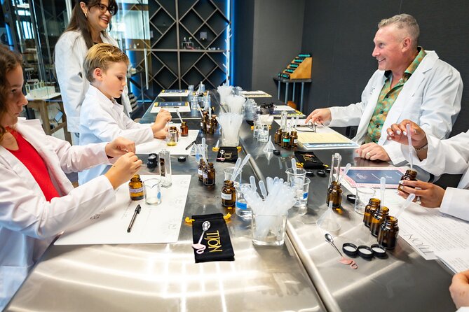 Miami Perfume Making Experience: Express 45 Minutes - A 45-Minute Miami Perfume Workshop With a Real Take-Home Result