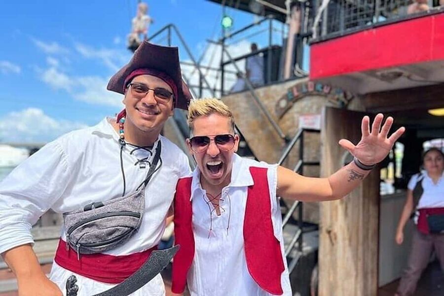 Miami Pirate Boat Cruise: Skyline & Millionaire Homes - Weather, comfort, and what to pack on a bay cruise