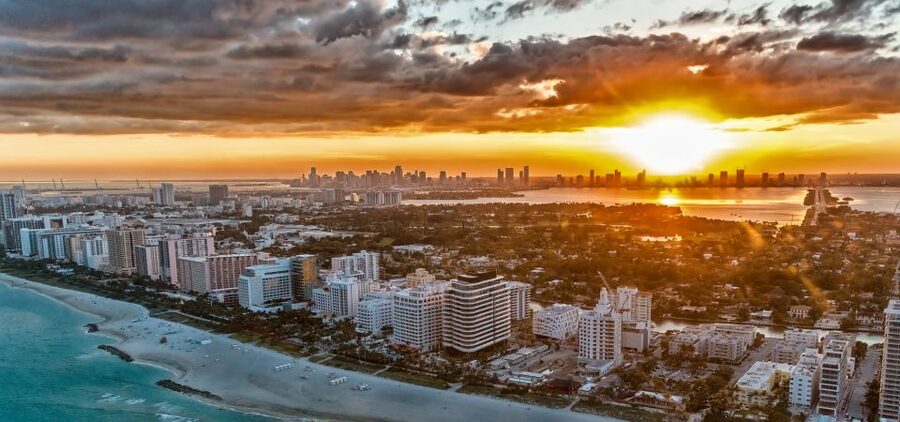 Miami: Private 50-Minute Sunset Airplane Tour - Bal Harbour and the “Billionaire’s Bunker” stretches