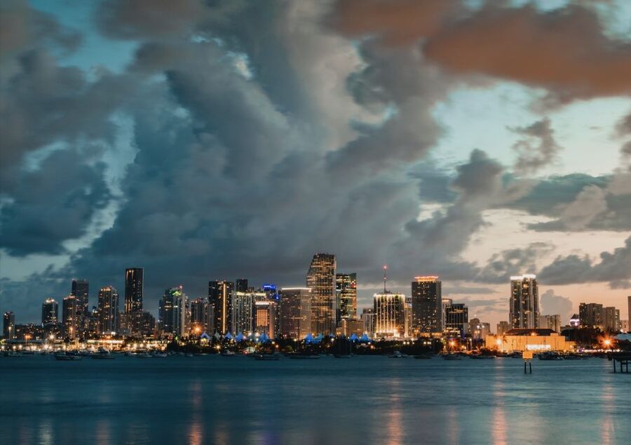Miami: Private Luxury 50-Minute Airplane Tour with Champagne - Quick Highlights You’ll Care About