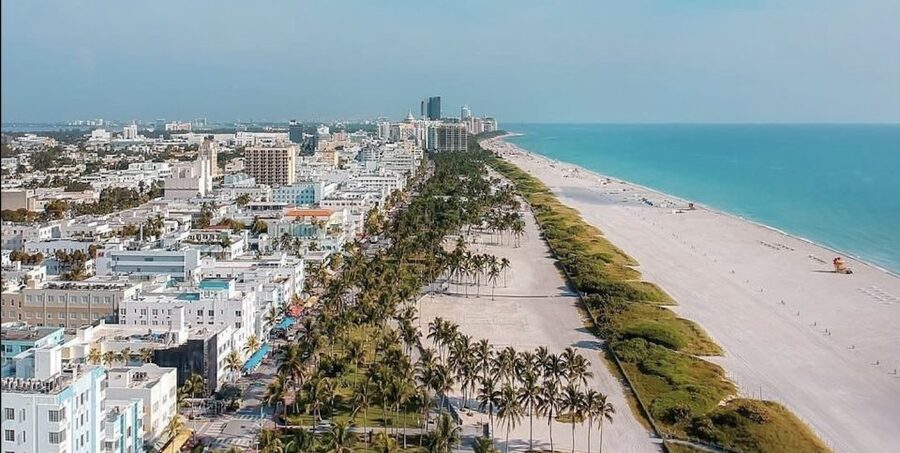 Miami: Private Luxury 50-Minute Airplane Tour with Champagne - Where Your Tour Starts: Miami Executive Airport and the Real Logistics