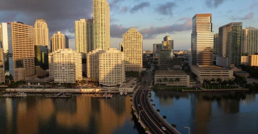 Miami: Private Walking Tour with a Local - Pickup around Biscayne Boulevard and where the guide meets you