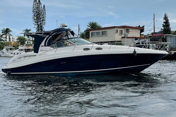 Miami Private Yacht Rental 2 to 4 hours for 12 people - Food and Drinks: How to Pack for a Smooth Sailing Schedule