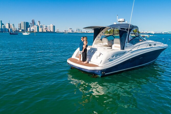 Miami Private Yacht Rental 2 to 4 hours for 12 people - Price and Logistics: The Real Cost and What You Must Confirm