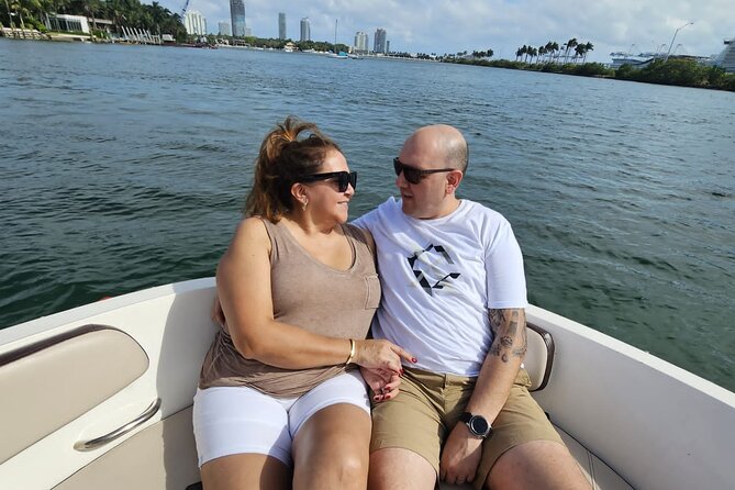 Miami Shared Boat tour, 2 hours on a 24 ft boat. 6 people total. - Meeting point and timing: where the day can make or break