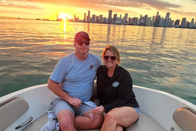 Miami Shared Boat tour, 2 hours on a 24 ft boat. 6 people total. - Who this tour fits best (and who should think twice)