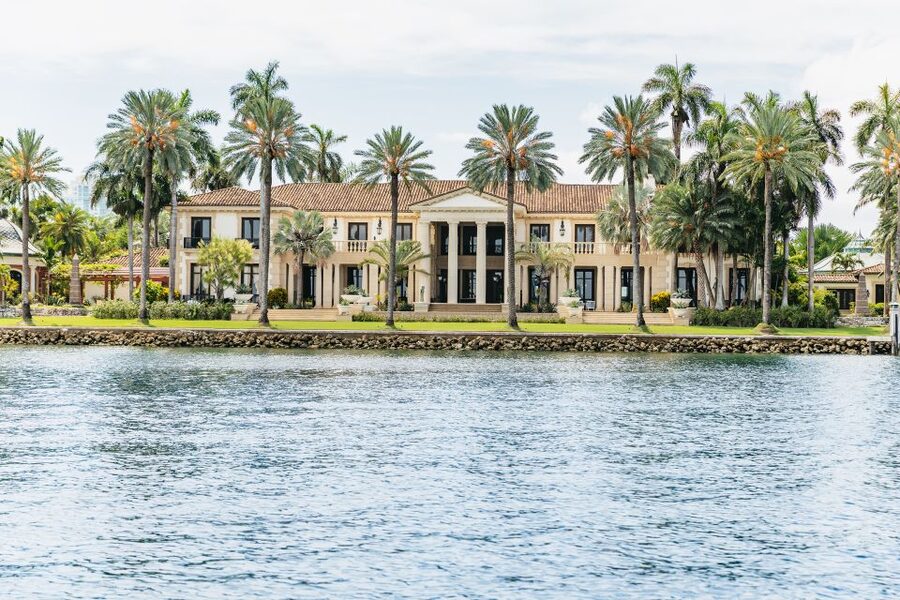 Miami: Sightseeing Speedboat Tour - Star Island, Fisher Island, and Miami Beach From a Front-Row Water Seat
