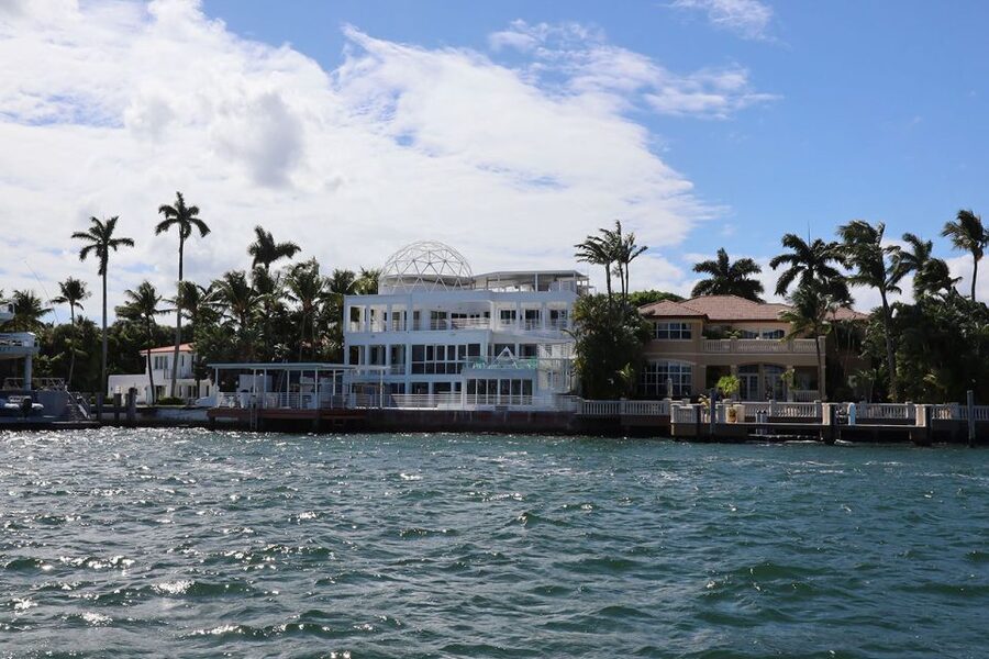 Miami Skyline Cruise of Millionaire Homes - Onboard Comfort and Practical Tips That Actually Matter