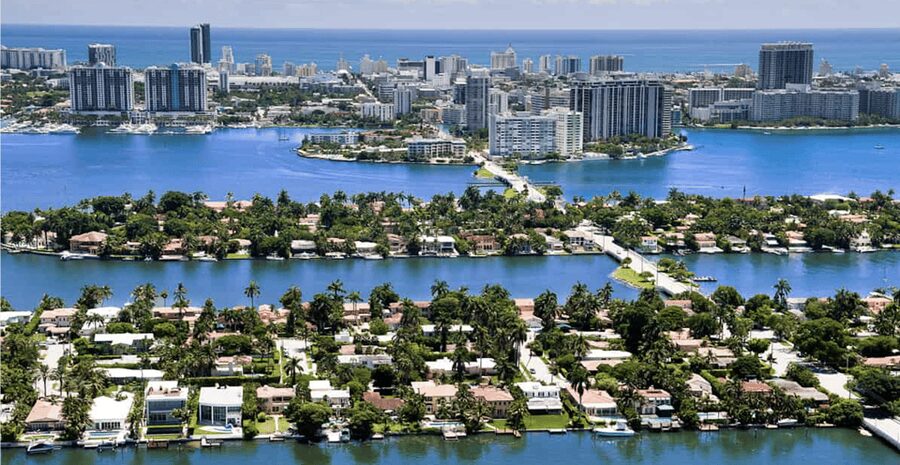 Miami & South Beach: 35-Minute Private Luxury Airplane Tour - South Beach from the sky: Golden sand, big ocean angles, and cleaner photos